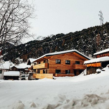 Haus Riefli- Monique Daire Sankt Anton am Arlberg Dış mekan fotoğraf