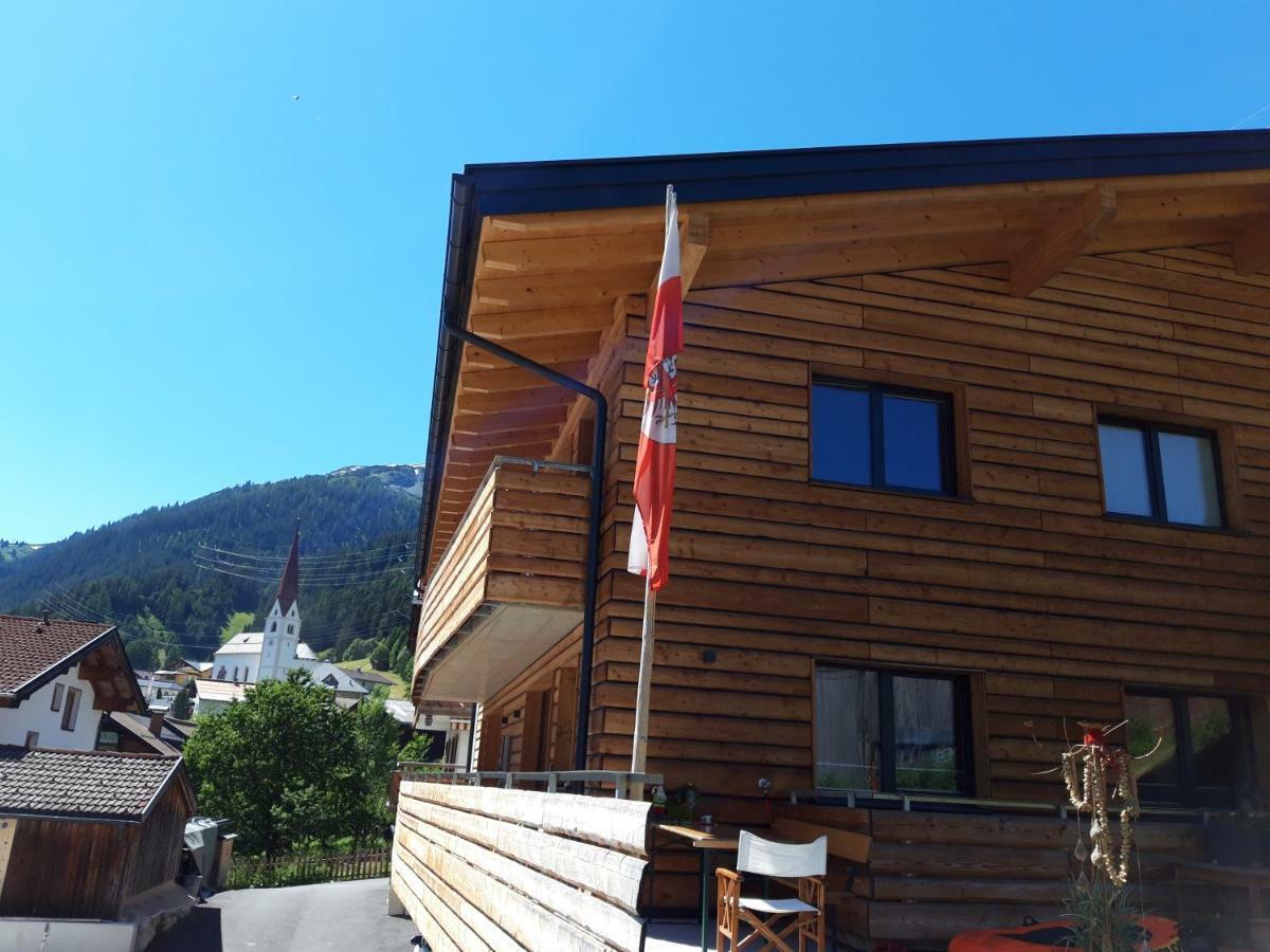 Haus Riefli- Monique Daire Sankt Anton am Arlberg Dış mekan fotoğraf